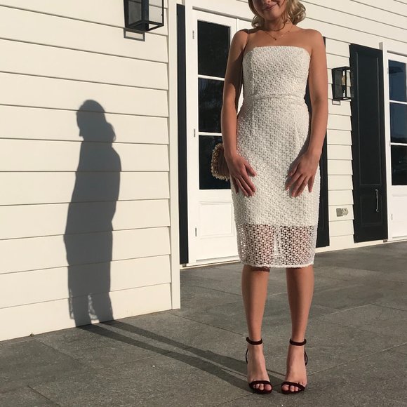 KOOKAI Lucia White Lace Overlay Strapless Midi Pencil Dress RRP$200 - Picture 5 of 10